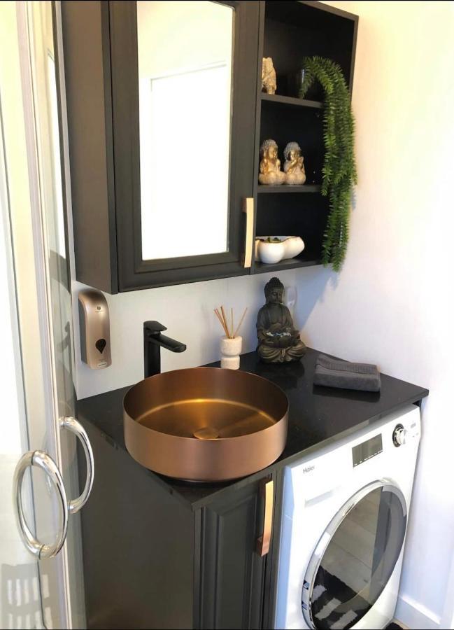 Tiny Home Luxury Farm Escape New Plymouth Egmont Village Zewnętrze zdjęcie